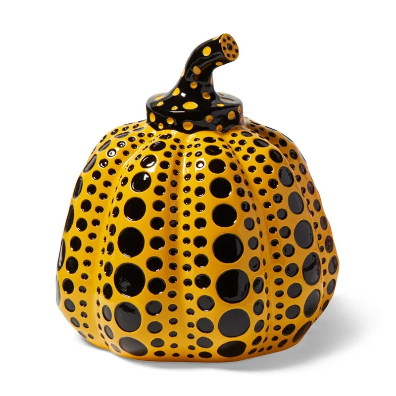 Kusama Yayoi تمثال اليقطين الف - مراجعة Interior Design Japan وسعره